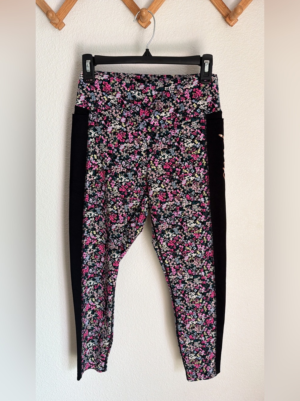 PINK Victoria's Secret High-Rise Ultimate Black Leggings with Pink Floral Print